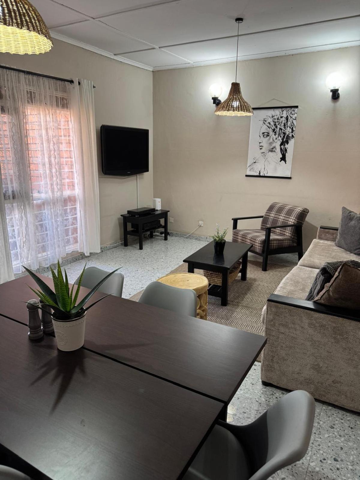 Ibex Hill Apartment- Power Backup Лусака Экстерьер фото